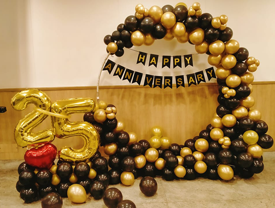 anniversary-special-balloon-ring-decoration-main_1656492946.webp