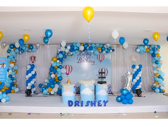 blue-themed-birthday-party-decor-main_1660486481.webp