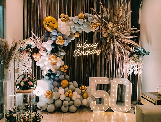 delight-birthday-balloon-ring-decor-main_1660902400.webp