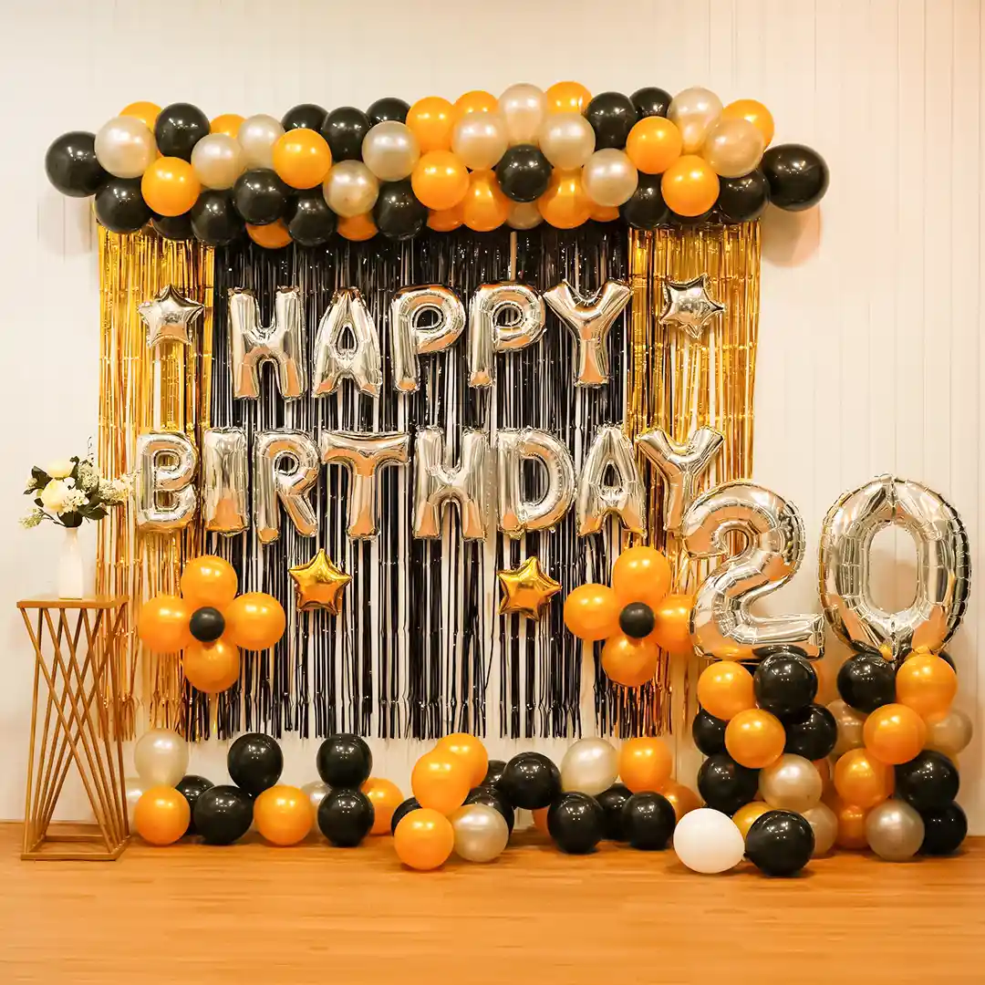 glittering-birthday-decor-gold-and-silver-main_1724756538.webp