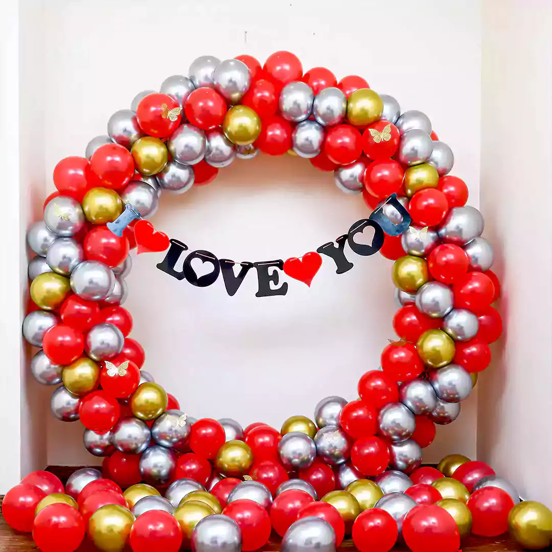 love-you-splendid-balloon-decor-main_1680597433.webp